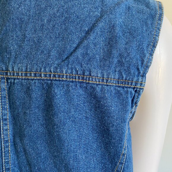 Women's Denim Vest - Picture 8 of 9